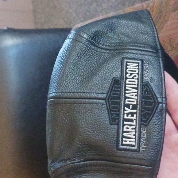 Harley-Davidson Black Leather Cabbie Hat - Picture 2 of 4